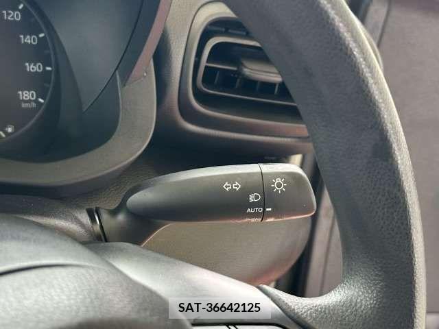 Toyota YARIS 2020-05 308745-16