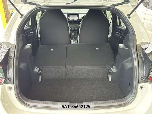 Toyota YARIS 2020-05 308745-9