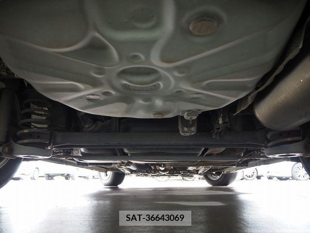 Toyota PRIUS 2011-09 374896-6
