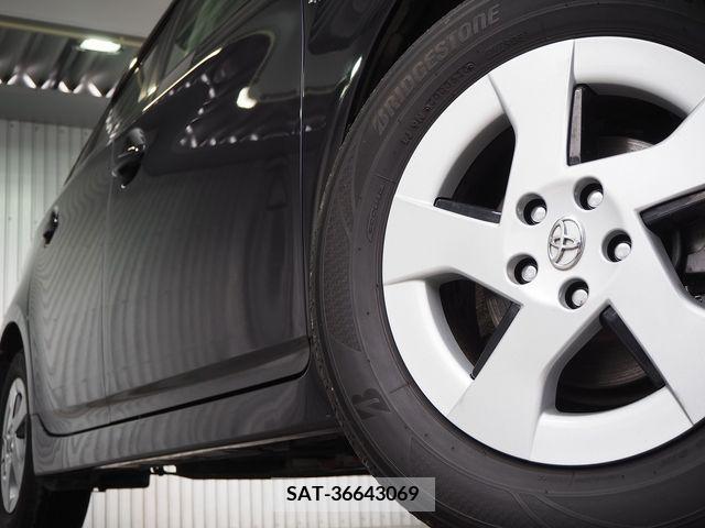Toyota PRIUS 2011-09 374896-23