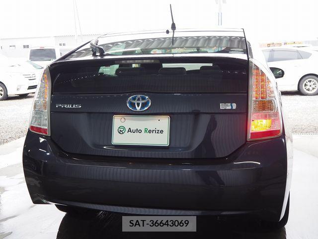 Toyota PRIUS 2011-09 374896-22