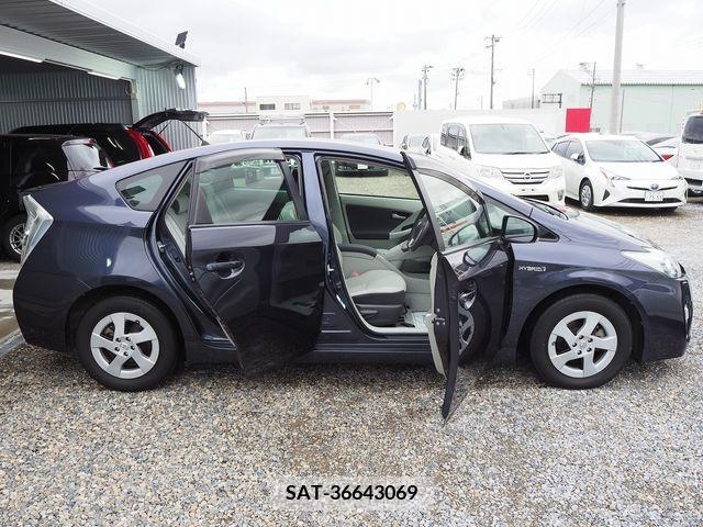 Toyota PRIUS 2011-09 374896-21