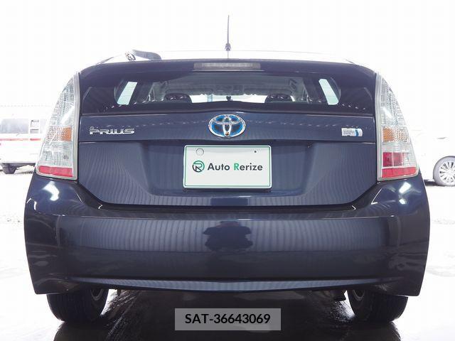 Toyota PRIUS 2011-09 374896-3