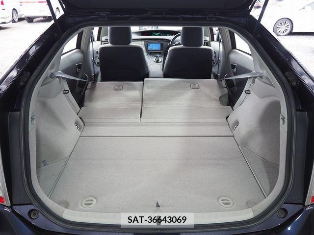 Toyota PRIUS 2011-09 374896-11