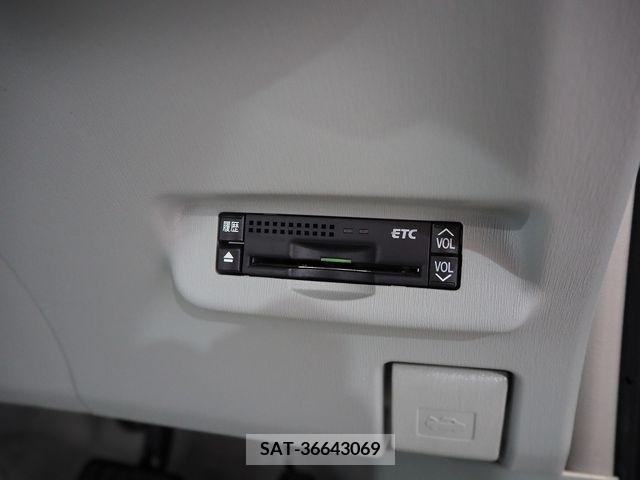 Toyota PRIUS 2011-09 374896-27