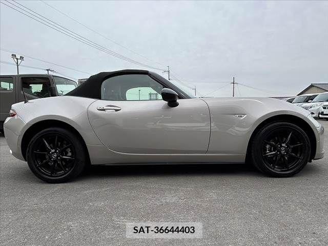 Mazda ROADSTER 2022-07 283395-11
