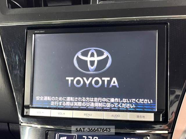 Toyota PRIUS ALPHA 2015-04 282449-2