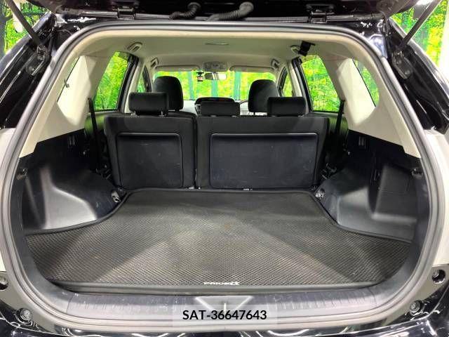 Toyota PRIUS ALPHA 2015-04 282449-10