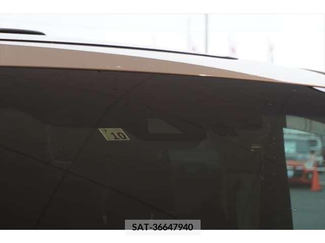 Toyota ALPHARD 2022-10 216741-9