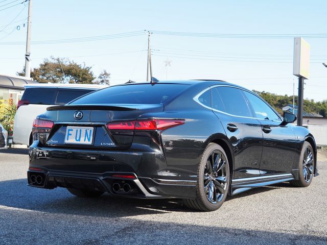 Lexus LS 2021-04 184454-4
