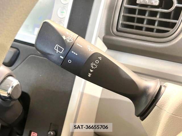 Daihatsu TANTO 2015-09 310133-19