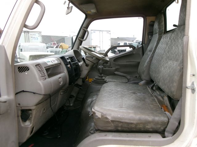 Hino DUTRO 2007-11 188592-18