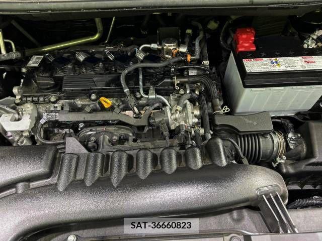 Toyota VOXY 2022-03 215735-19