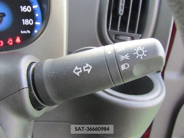 Nissan CUBE 2013-01 206213-21
