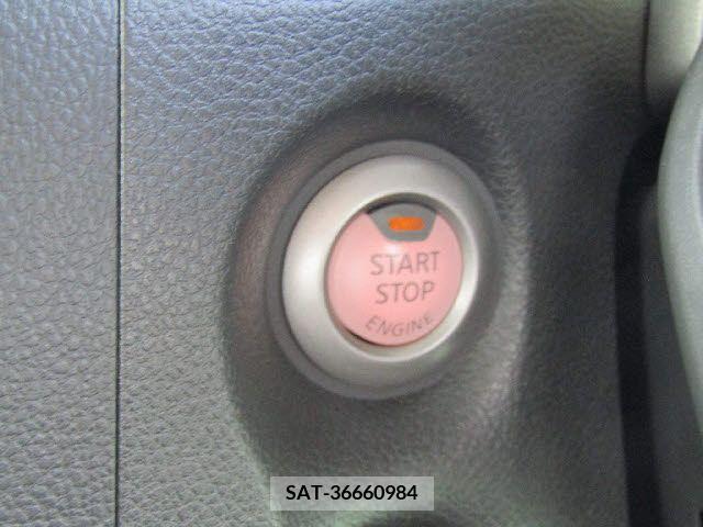 Nissan CUBE 2013-01 206213-5