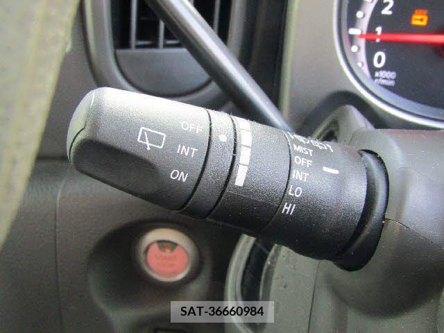 Nissan CUBE 2013-01 206213-15