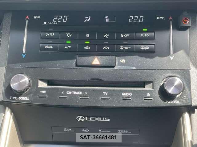 Lexus IS 2013-07 275411-15