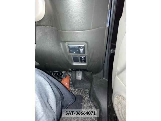 Nissan CUBE 2008-11 390162-14