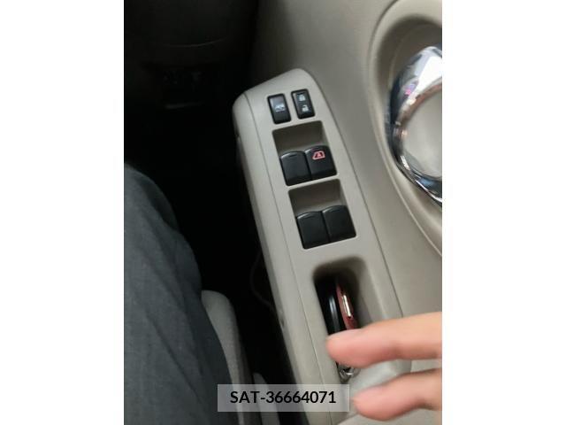 Nissan CUBE 2008-11 390162-13