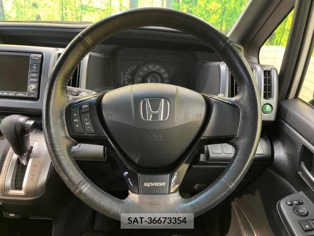 Honda e 2011-06 343897-12