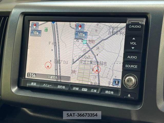 Honda e 2011-06 343897-3