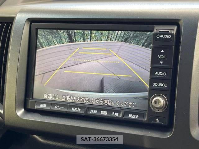 Honda e 2011-06 343897-5