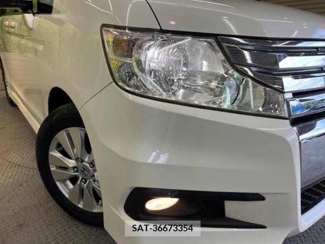 Honda e 2011-06 343897-13