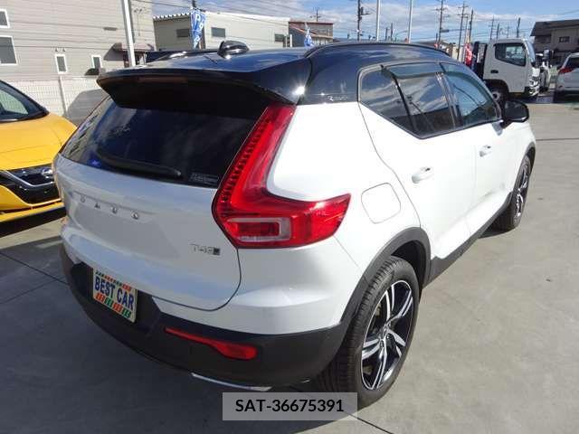 Volvo XC40 2020-06 219459-7