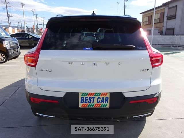 Volvo XC40 2020-06 219459-6