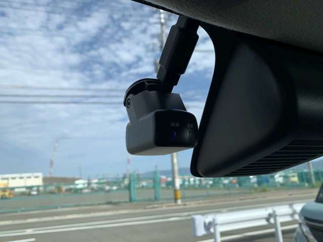 Nissan ROOX 2022-03 15572-13