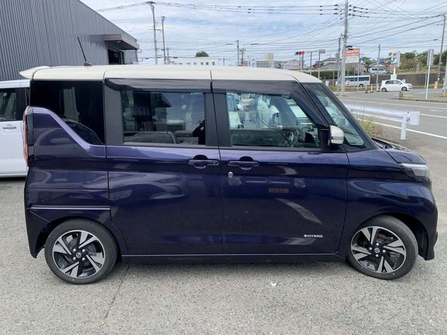 Nissan ROOX 2022-03 15572-16