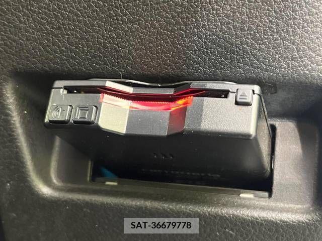Suzuki SPACIA 2018-11 238141-5