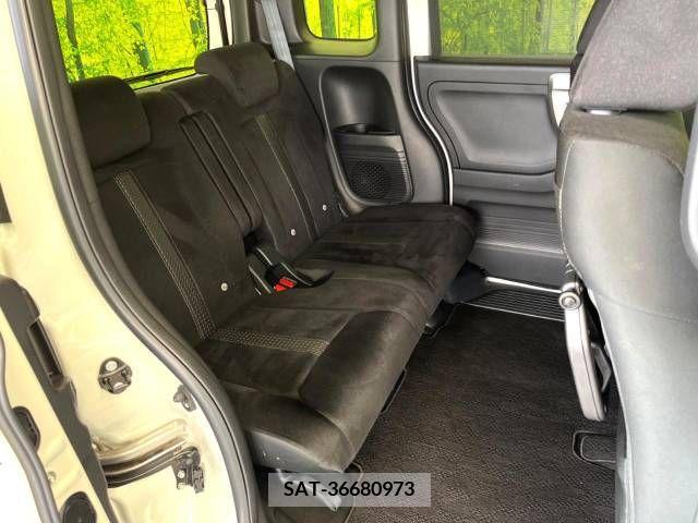Honda N BOX CUSTOM 2022-02 364825-9