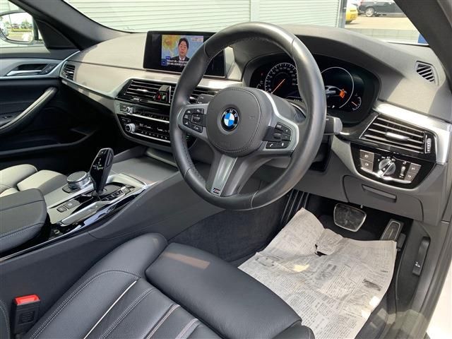 Bmw 5 SERIES 2020-09 2589-3