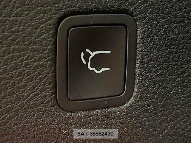 Jeep COMMANDER 2022-11 210206-10