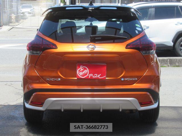 Nissan KICKS 2021-05 314942-4