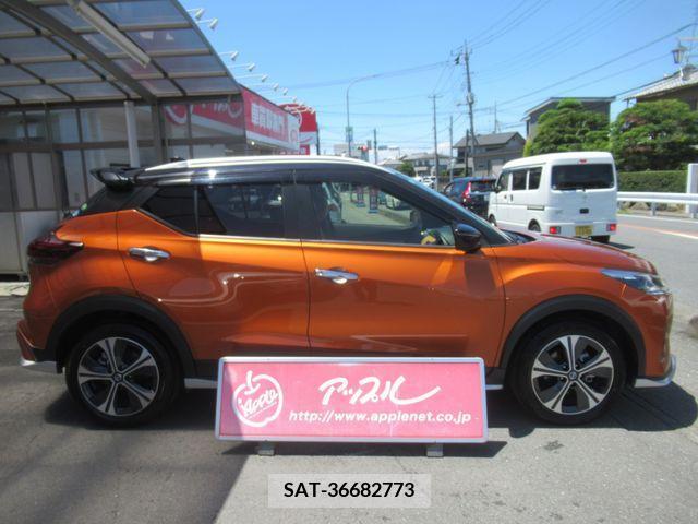 Nissan KICKS 2021-05 314942-5