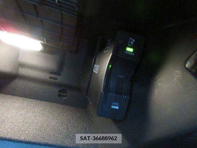 Mercedes Benz A-CLASS 2020-10 222930-23