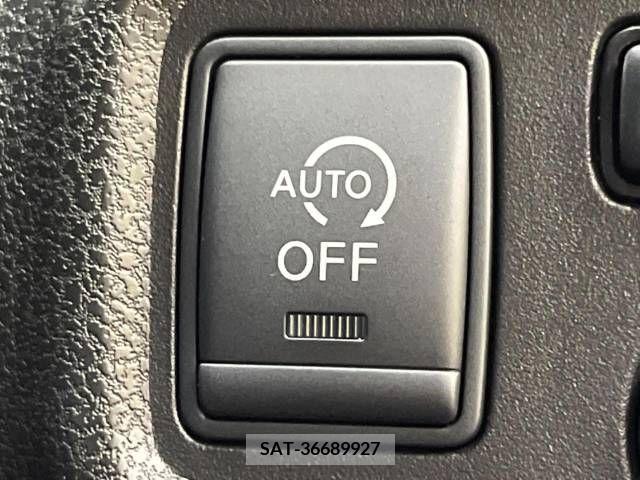 Nissan NOTE 2015-09 383961-6