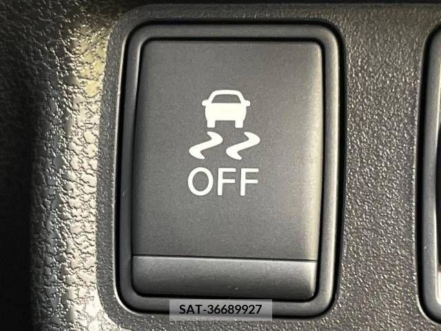 Nissan NOTE 2015-09 383961-5