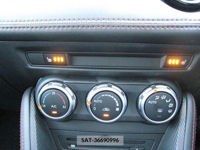 Mazda DEMIO 2016-06 327688-7