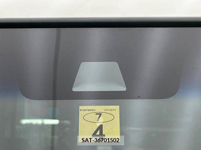Honda N BOX 2018-04 333911-4