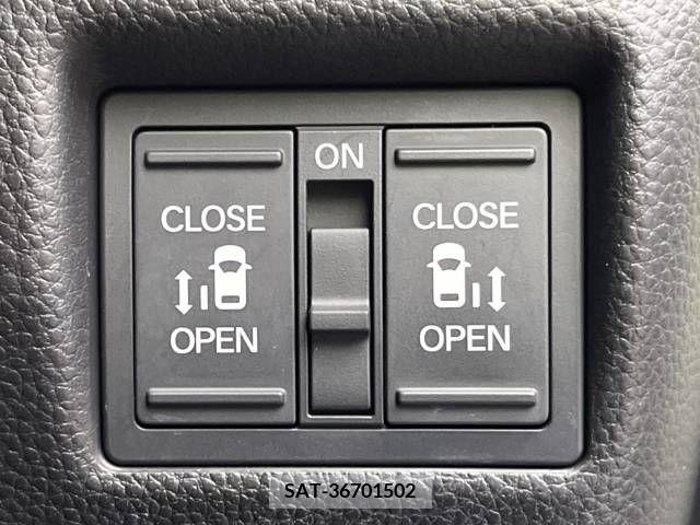 Honda N BOX 2018-04 333911-3