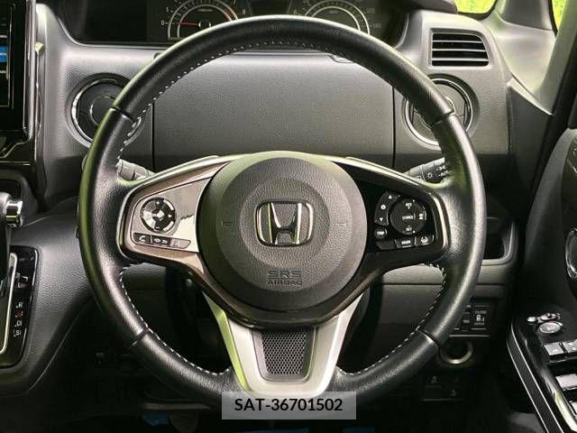 Honda N BOX 2018-04 333911-11