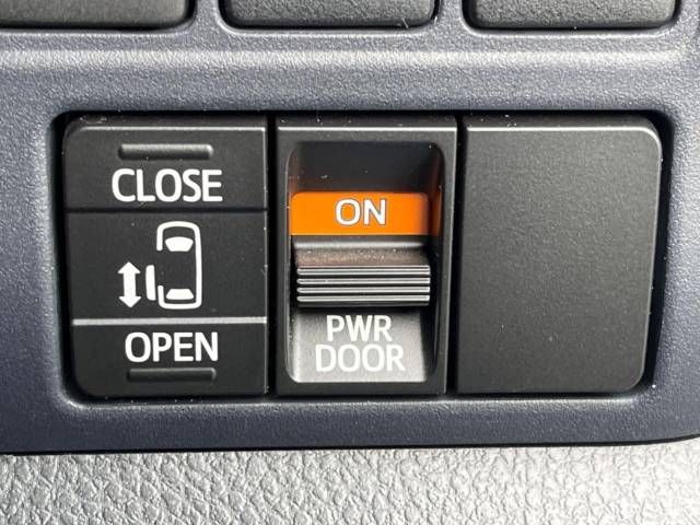 Toyota NOAH 2014-02 15381-4