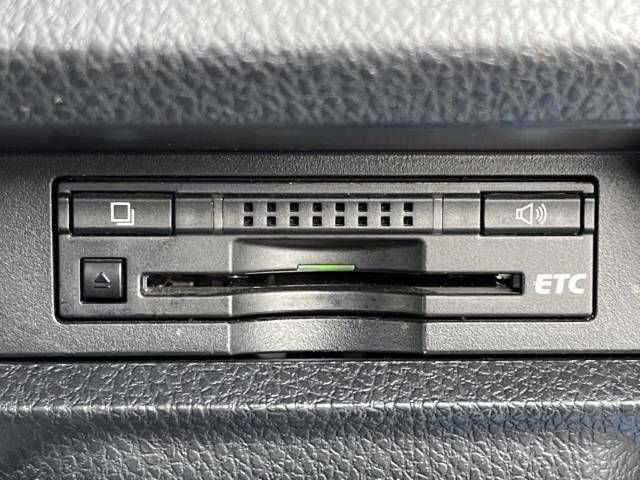 Toyota NOAH 2014-02 15381-7