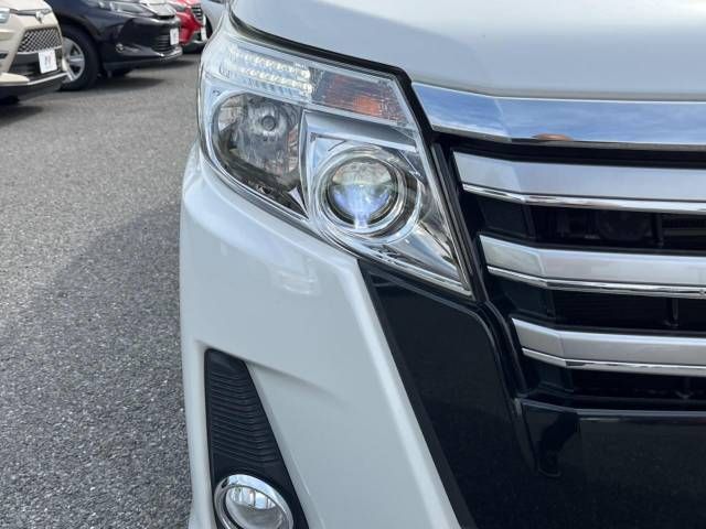 Toyota NOAH 2014-02 15381-12