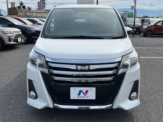 Toyota NOAH 2014-02 15381-15