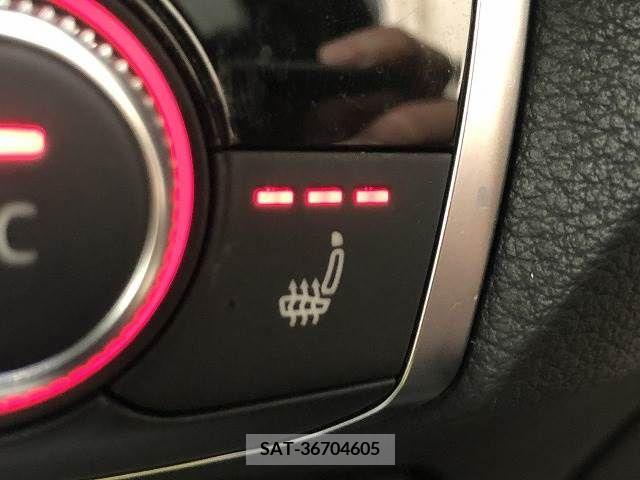 Audi Q3 2021-01 220592-6