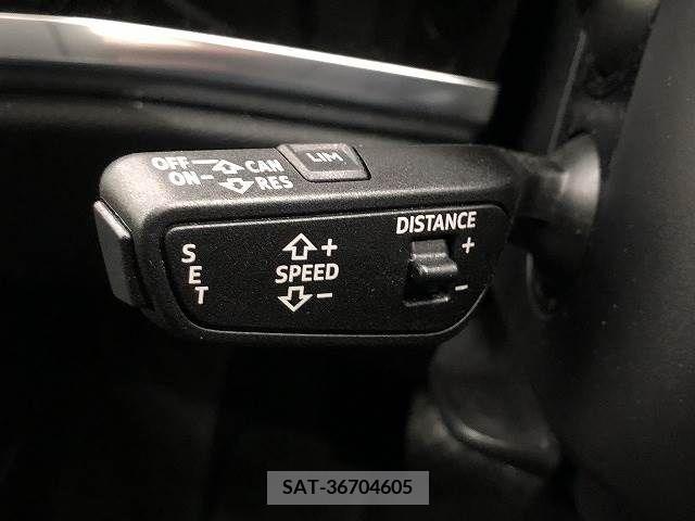 Audi Q3 2021-01 220592-5